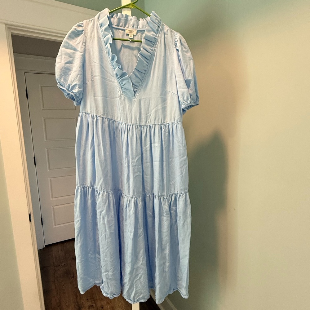 Crown & Ivy Puff Sleeve Dress